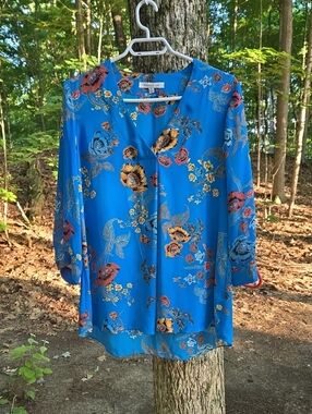 Rose & Olive Bright Blue Floral V-Neck Blouse